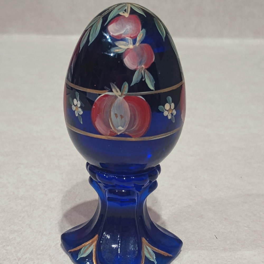 Rare Fenton Cobalt Blue numbered egg, absolutely gorgeous!